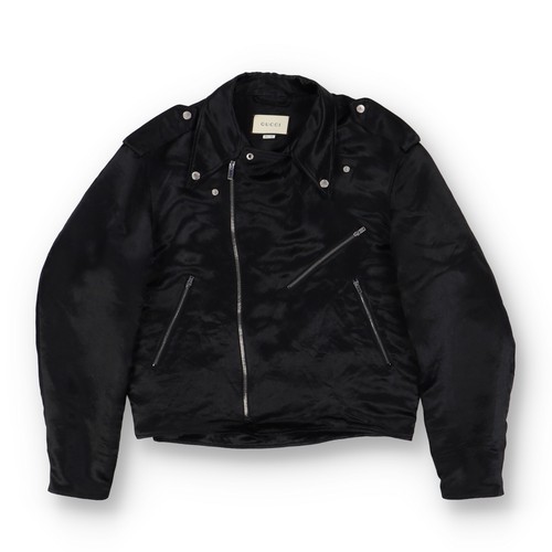 Giacca da motociclista Gucci nera in raso con bordo logo Taglia 48 (M) SS19 PREZZO AL PUBBLICO $2550