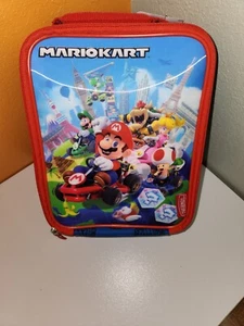 NUEVO CON ETIQUETAS Termo 3D Nintendo Super Mario Kart Rojo y Azul Fiambrera/Bolsa/Tote/Enfriador - Imagen 1 de 7
