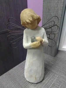 Willow Tree Angel of Healing, Sculpted Hand-Painted Figure - Picture 1 of 4