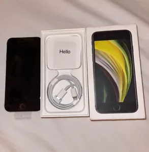 Apple iPhone SE (2020)- 64 GB - Black (Boost Mobile) - Picture 1 of 1