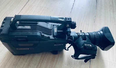 SONY DNW-7P DIGITAL CAMCORDER - Well Maintained & Good Condition - Image 1 of 2