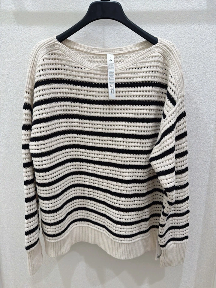 Pulôver de crochê de algodão Lululemon tamanho L LTIV/BLK - Imagem 1 de 4