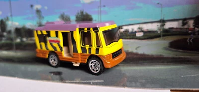 RARO 1998 Matchbox. Camión cámper Wild Thornberrys Nickelodeon Foto 1 de 4