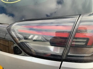 VAUXHALL CROSSLAND TAILGATE LIGHT N/S TAILGATE LIGHT 2023 BREAKING SEE SHOP - Picture 1 of 2