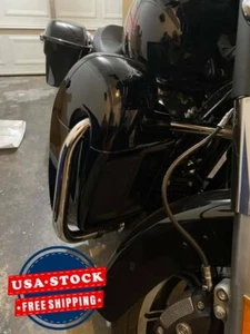 Carenados negros Vivid con ventilación inferior calentador de piernas Rushmore para 2014+ Harley - Imagen 1 de 20