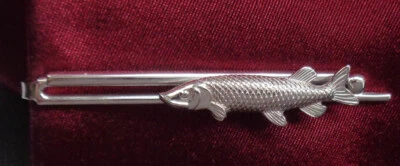 Krawattenklammer Hecht silbern glänzend  6,7 cm + Box NM0446-h-si - Bild 1 von 4