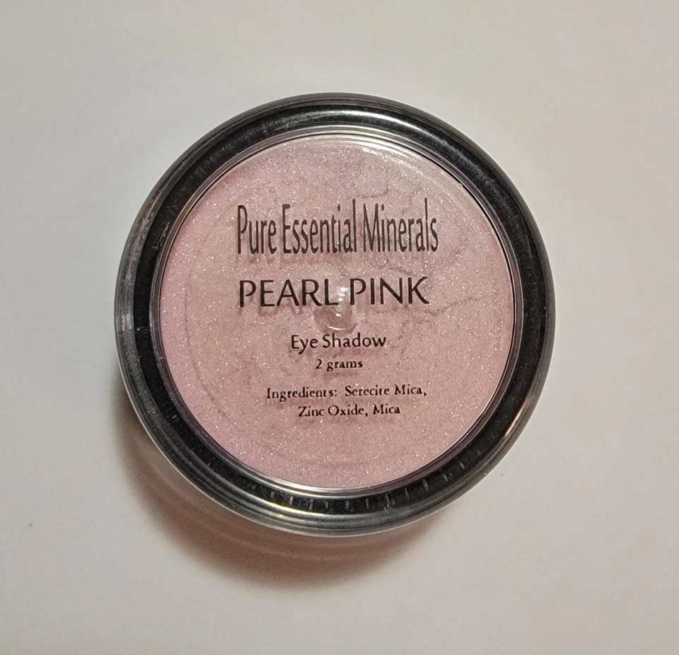PURE ESSENTIAL MINERALS BARE EYES SHADOW - PEARL PINK 10g jar/ 2 g minerals - Image 1 of 2