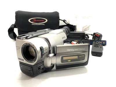 Sony CCD-TRV55E Hi8 Tape Digital Video Camera HANDYCAM Complete Working Set - Image 1 of 4