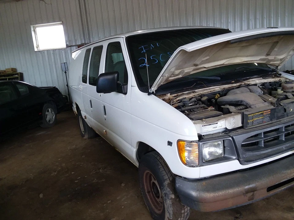 Freios traseiros compatíveis com 87-99 Ford E150 Van 2093633 - Imagem 1 de 4