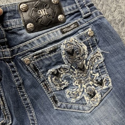 Pantalones de mezclilla para mujer Miss Me 28X29,5 azul firma ajustados brillantes flor de lis boho Foto 1 de 4