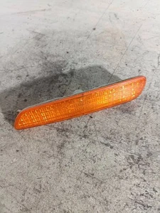 Volvo S40, V40 2001 front turn indicator light 30896799 VGA12580 - Picture 1 of 3