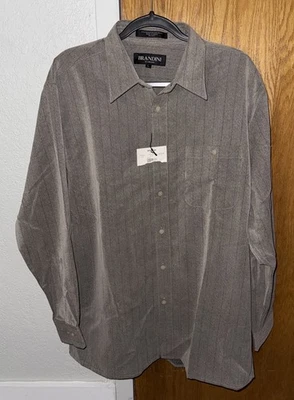 NUEVO CON ETIQUETAS Camisa Brandini Le Collezione Botón Frontal L Gris Bolsillo Rayón Poliéster Foto 1 de 4