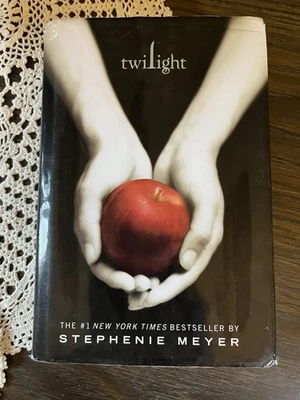 Twilight by Stephenie Meyer Hardcover First Edition RARE - Image 1 of 4