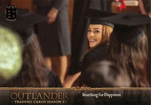 Outlander Season 3 GOLD FRASER CREST VARIANT Base Card #17 / SEARCHING FOR ... - Picture 1 of 2