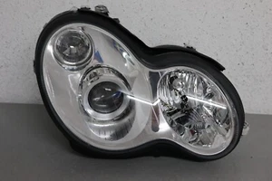 2001 2007 MERCEDES BENZ W203 C320 C280 RIGHT SIDE HEADLIGHT XENON - Picture 1 of 13