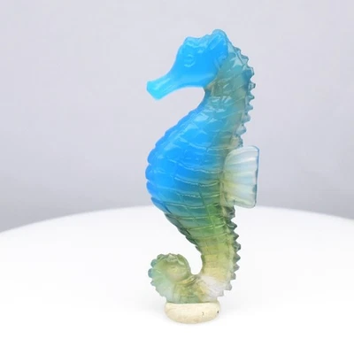 💎 18.30ct Sea Horse Carving Natural Blue Green Chalcedony - Africa Gemstone - Image 1 of 4