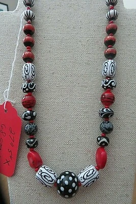 CERAMIC Black/White/Red Beaded Necklace, New.27", 68 cm. w/Extender 5", 12cm. - Image 1 of 4