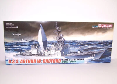 DRAGON Kit 1018 - USS Arthur W. Radford AEMSS Destroyer DDG-968 - Bausatz 1:350 - Bild 1 von 4