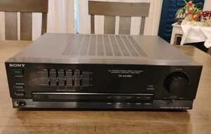 Amplificatore stereo integrato 200W Sony TA-AX380 con equalizzatore 5 bande - testato funzionante - Foto 1 di 7