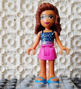 LEGO frnd424 Friends Olivia - dunkelrosa Rock, aus 41433 Olivias Elektroauto - Bild 1 von 3