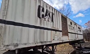 Caterpillar XQ1250 - 1250KW Rental Style Diesel Generator - Picture 1 of 11