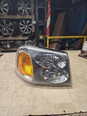 GMC ENVIOY 2002-2009 CONJUNTO LÁMPARA FARO PASAJERO DERECHO Foto 1 de 4