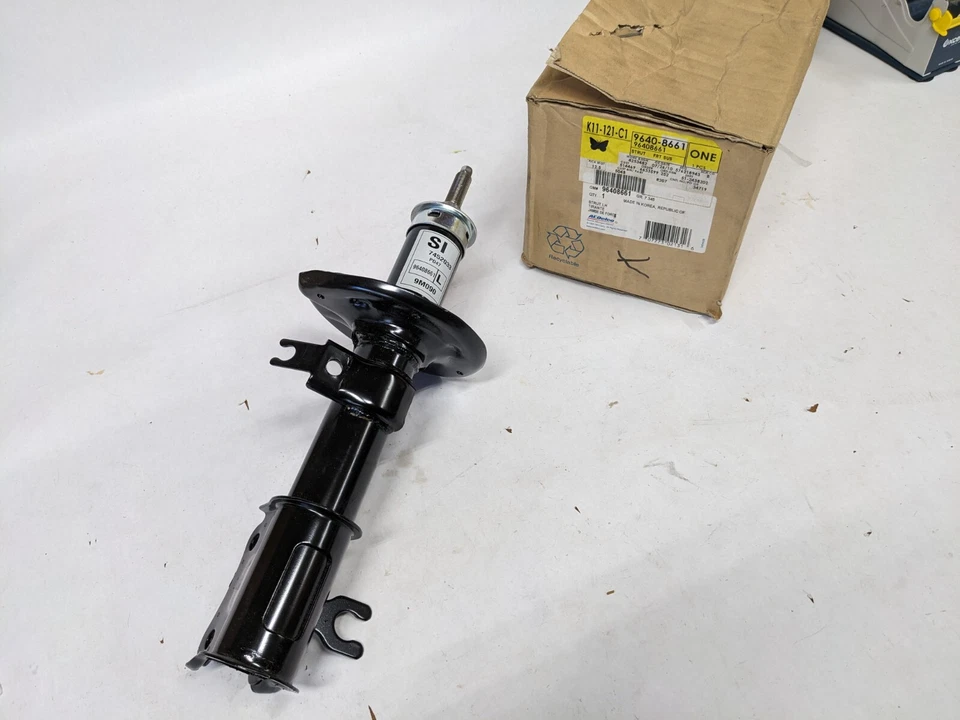 NUEVO ACDelco Suspensión Puntal Delantero Izquierdo 96408661 Aveo 04-11 Pontiac G3 09-10 Foto 1 de 4