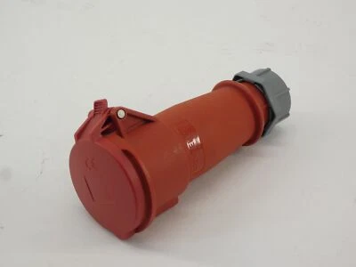 Mennekes Typ 6 Female Red Plug IP44 32A-6h Receptacle - Image 1 of 4