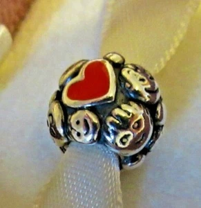 Pandora Vintage Family Ties Danmarks Indsamling Charm Retired 09 Rare Retired - Picture 1 of 8