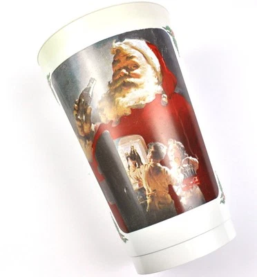 Coca Cola Coke USA Kanada 1980er Plastik Becher Cup - Santa mit Kinder Motiv - Bild 1 von 4
