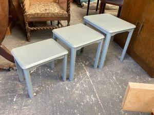 Grey Painted Nest of 3 Wooden Tables with Detachable Legs Side End Coffee - Picture 1 of 6
