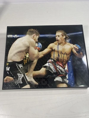 Фотография Урайи Фабера с автографом UFC 8x10 в рамке - Изображение 1 из 4