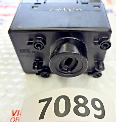 11 12 13 14 克莱斯勒城镇和乡村点火开关接收器 2011-2014 68105736 — 第 1/4 张图片