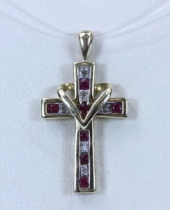 Schöner 10K Gelbgold 0,09ctw I1/I Diamant & Rubin Kreuz Anhänger 1,25"- 13986 - Bild 1 von 6