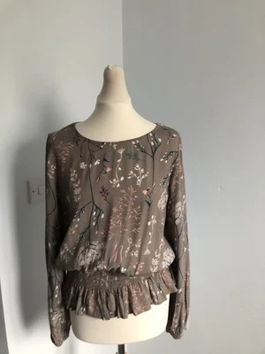 Lovely Grey Mix M & S Long Sleeve Top Size 14 Excellent Condition - Image 1 of 3