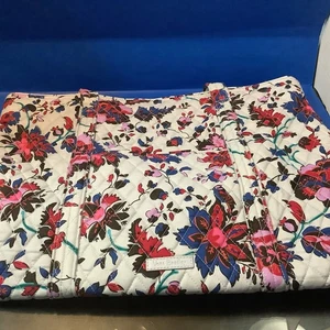 Vera Bradley Small Trimmed Vera Tote Vineyard Floral Purse Handbag - Picture 1 of 6