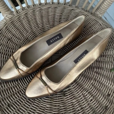 Bally Megan Gold Leather Ballet Wedge Heel Dress Shoes Size 8 N Italy - Image 1 of 4