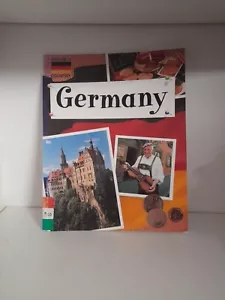 Germany: 12 (Picture A Country) by PLUCKROSE, HENRY. paperback. B25 - Imagen 1 de 7