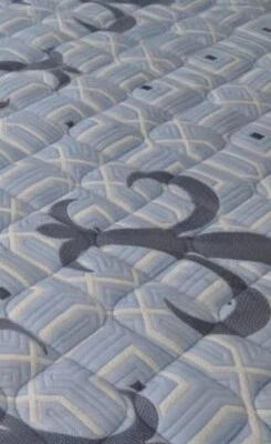 King Stearns & Foster Estate Ultra Firm Mattress - Image 1 of 4