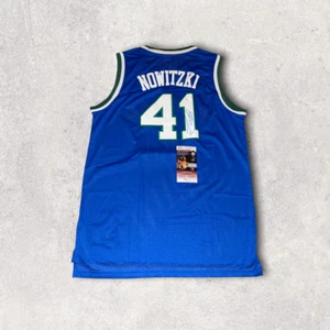 DIRK NOWITZKI DALLAS MAVERICKS SIGNED / AUTOGRAPHED JERSEY JSA COA NICE!! - Picture 1 of 4