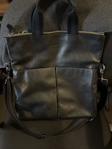 Borsa Coach F71722 Sullivan in pelle liscia pieghevole nera usata 2502M - Foto 1 di 5