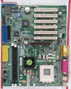 Mainboard ATX Epox EP-8K7A+ Socket A 2x DDR 6x PCI AGP No Reserve! - Picture 1 of 4