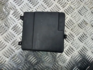 2002-2006 HONDA CRV 2.2 DIESEL ENGINE BAY FUSE BOX RELAY LID COVER - Picture 1 of 3