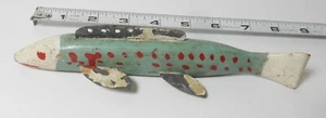 VINTAGE MINNESOTA FOLK ART WOOD SPEARING FISH DECOY - Picture 1 of 6