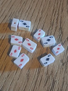 Lot de 10 perles carte de poker, as noir et rouge, 1 x 1 cm. Neuf (A1-13) - Imagen 1 de 3