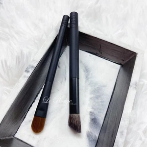 Nars 43 Wide Contour Eye Brush + 49 Wet Dry Eyeshadow Travel Size Set of 2 - Picture 1 of 3
