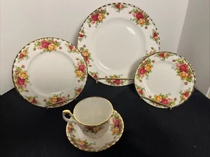 Royal Albert Old Country Roses Porcelain Dinnerware 5-piece Place Setting - Picture 1 of 6