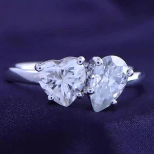Anillo de compromiso de piedra de remolque de moissanita corazón y pera de 4 quilates enchapado en oro blanco de 14 k - Imagen 1 de 7