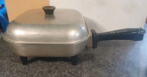 Vintage Chefmaster Model 400 Electric Skillet - Picture 1 of 11