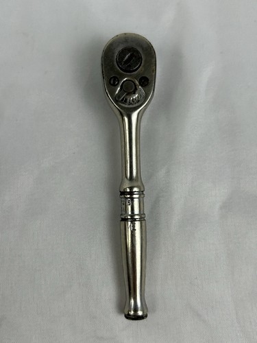 Foto 1 di 4